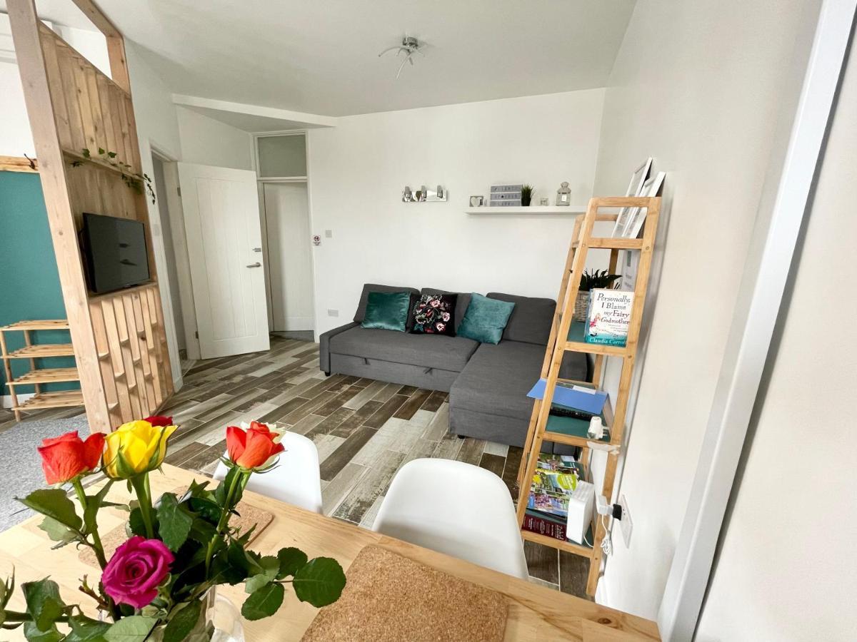 The Corner House - Modern Chesterfield Town Centre Apartments Exterior foto