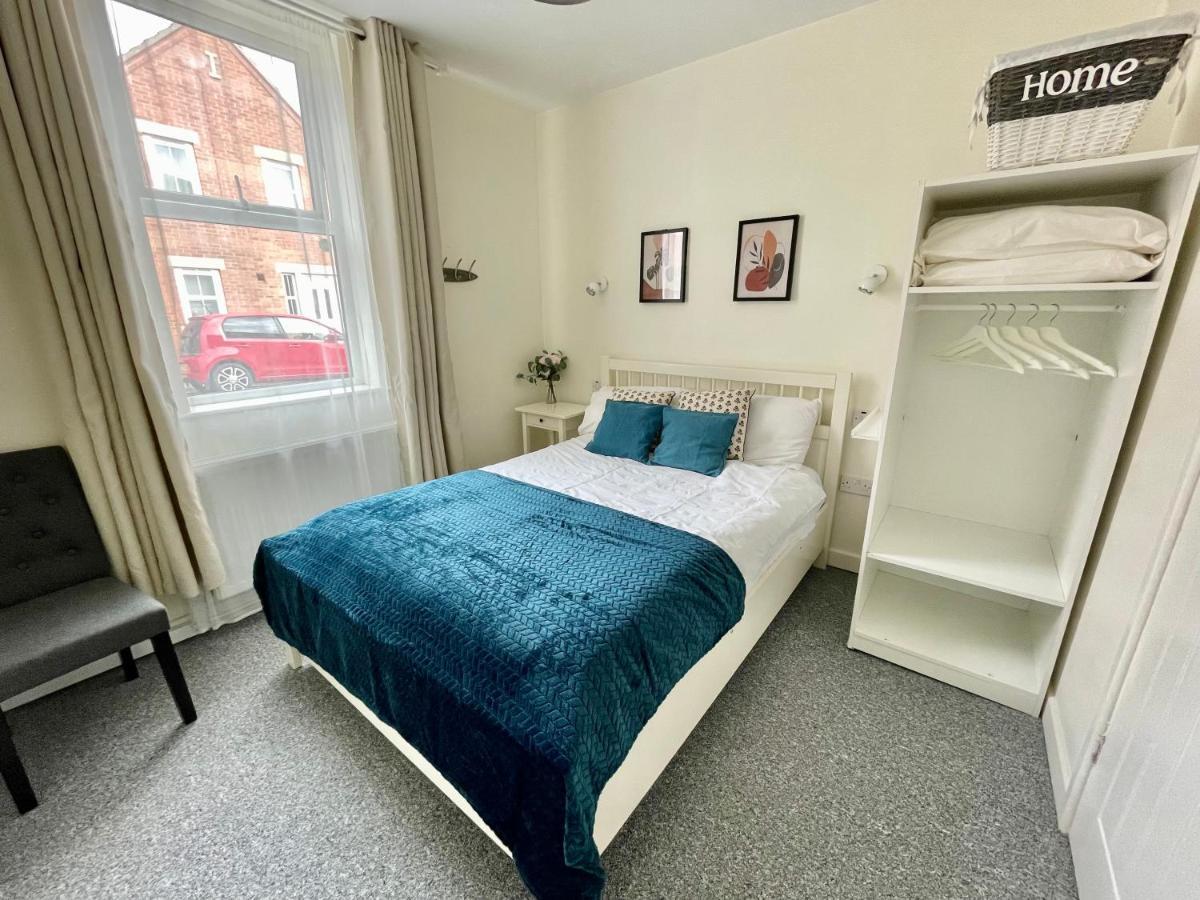 The Corner House - Modern Chesterfield Town Centre Apartments Exterior foto